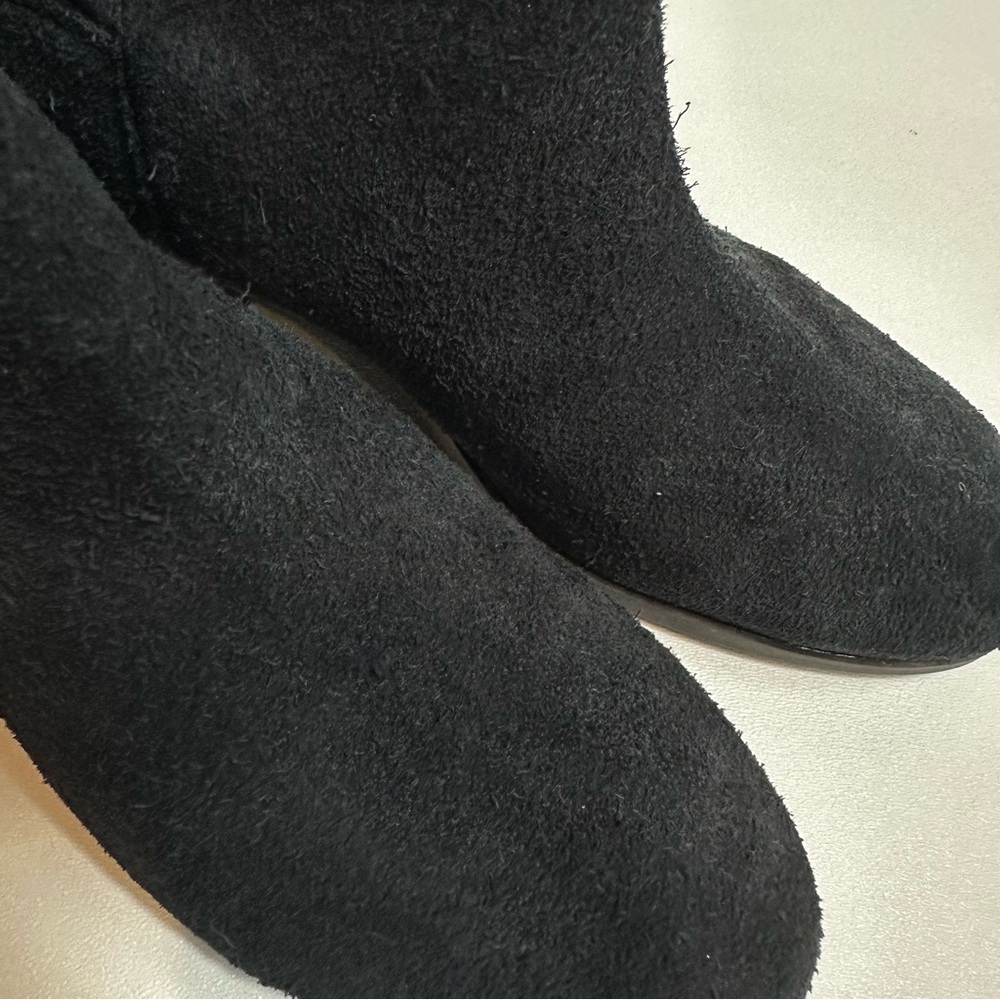 Lucky Brand Black Suede Knee High Heeled Autumn Tall Boots - Picture 4 of 13